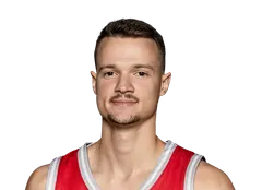Milos Vicentic headshot