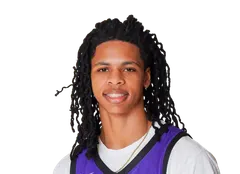 NaVaughn Long headshot