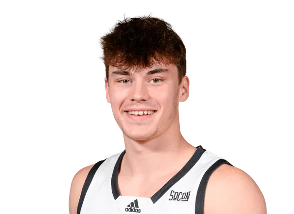 Luke Flynn headshot