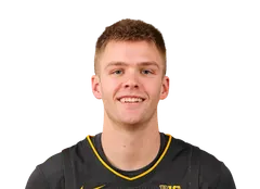 Bennett Stirtz headshot