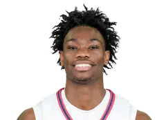 Ari Fulton headshot