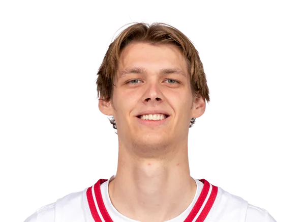 Gustav Winther headshot