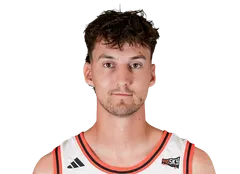 Kasen Carpenter headshot