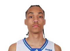 Alex Kazanecki headshot