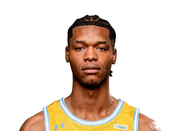 Ashton Magee headshot