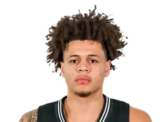 Stevie Elam headshot