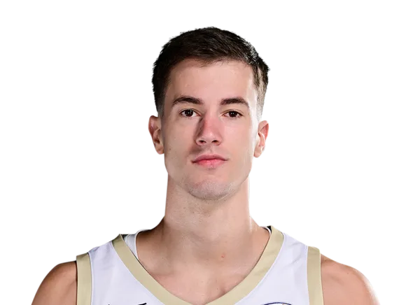 Ognjen Stankovic headshot