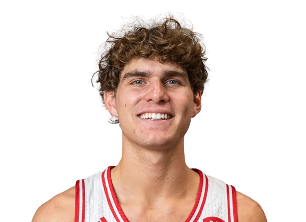 Maguire Mitchell headshot