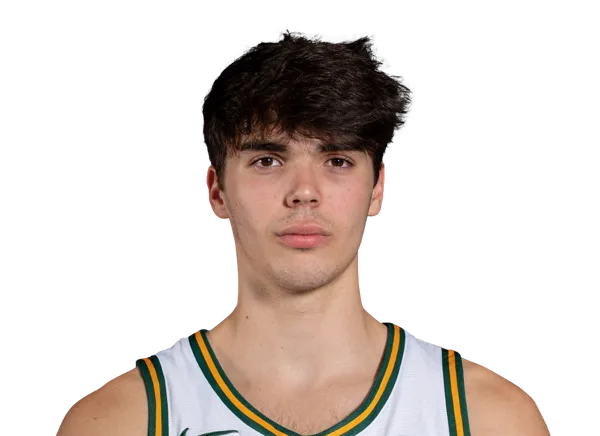 Lucas Mari headshot