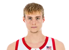 Leo Curtis headshot
