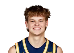 Tate Darner headshot