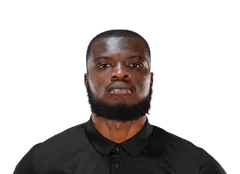 Tegra Izay headshot
