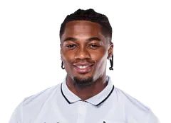 Zion Bethea headshot