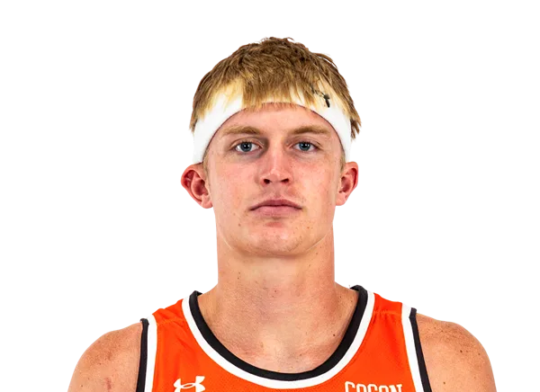 Connor Serven headshot