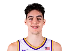 Max Mackinnon headshot