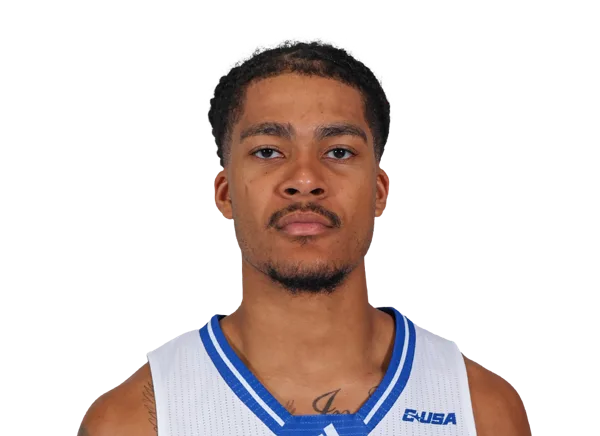 Justyn Fernandez headshot