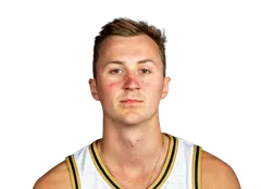 Fletcher Loyer headshot