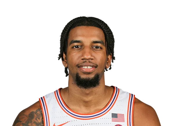 Dillon Hunter headshot