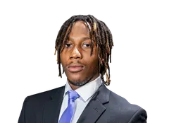 Chrishawn Christmas headshot