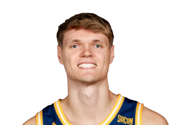 Sebastian Hartmann headshot