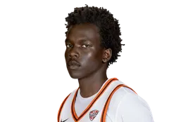 Mayar Wol headshot